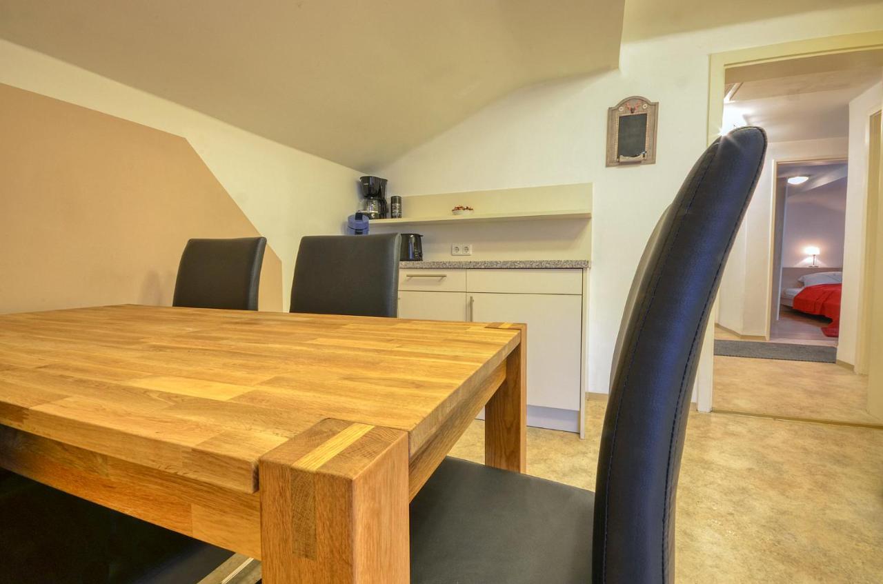Apartment Lisa - By Alpen Apartments Zell am See Exterior photo